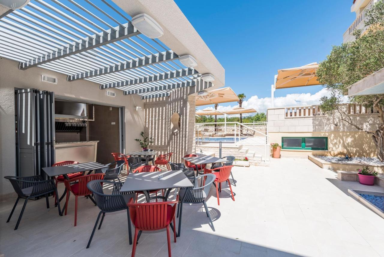 Pool Terrace Sea View Sarkic Apartamento Novalja Exterior foto