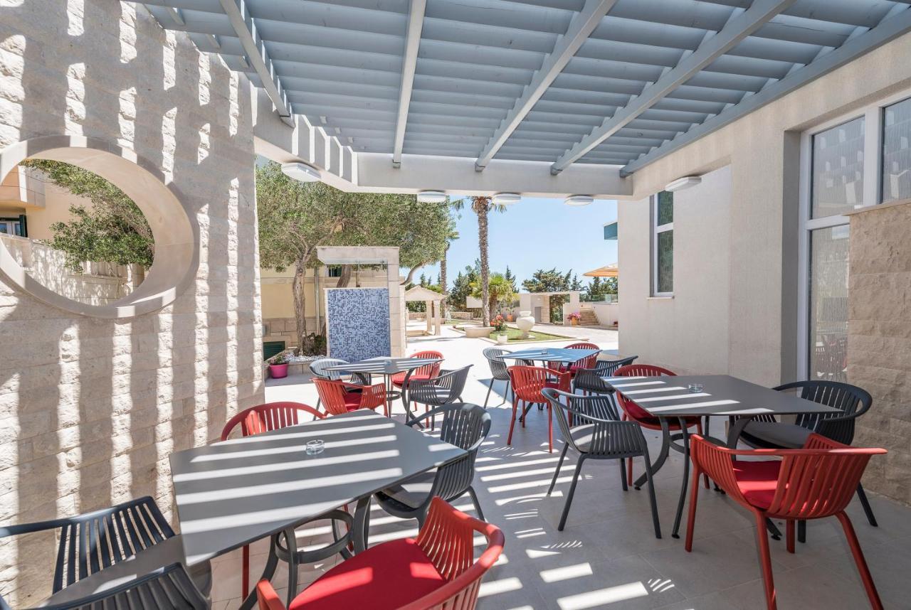 Pool Terrace Sea View Sarkic Apartamento Novalja Exterior foto