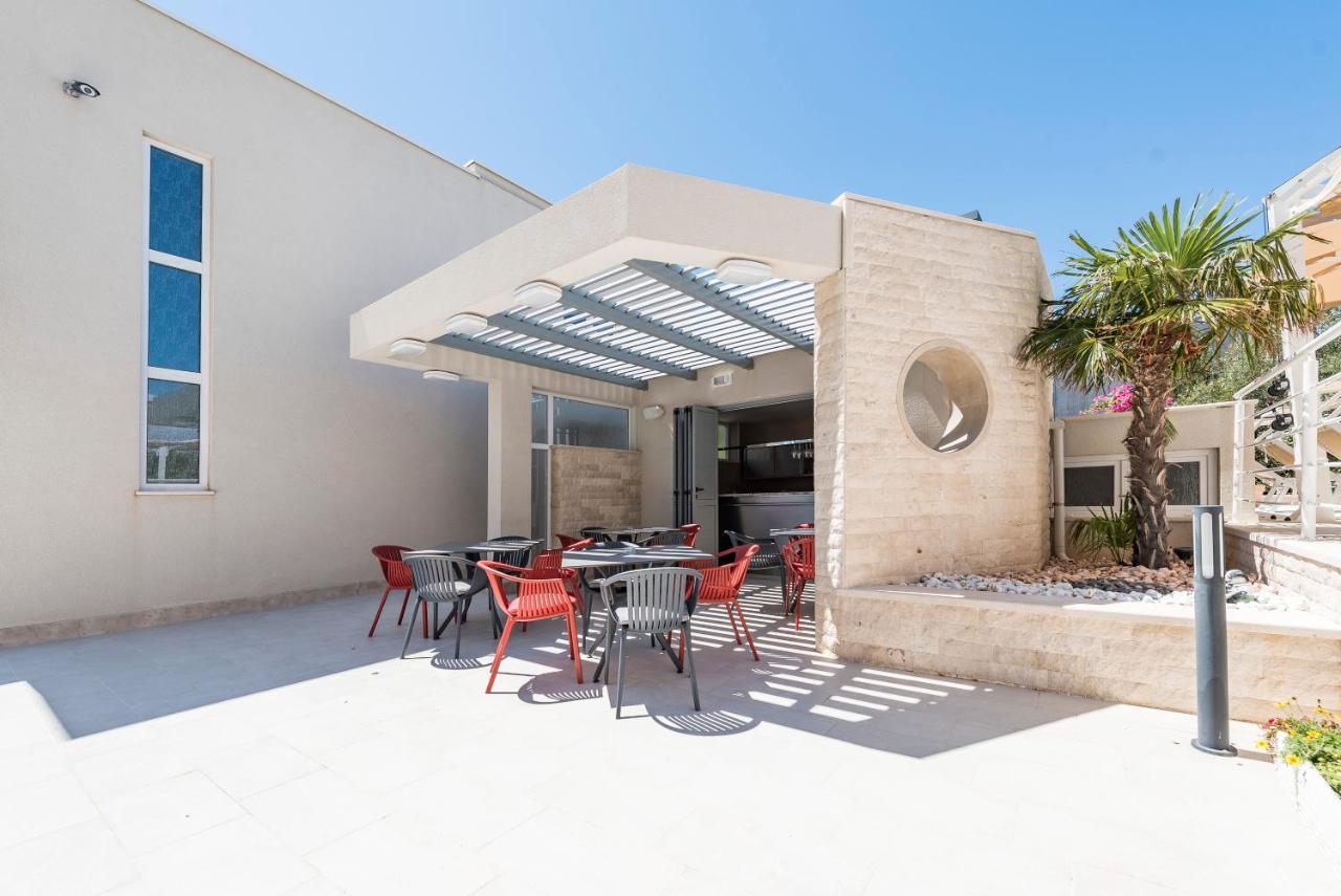 Pool Terrace Sea View Sarkic Apartamento Novalja Exterior foto