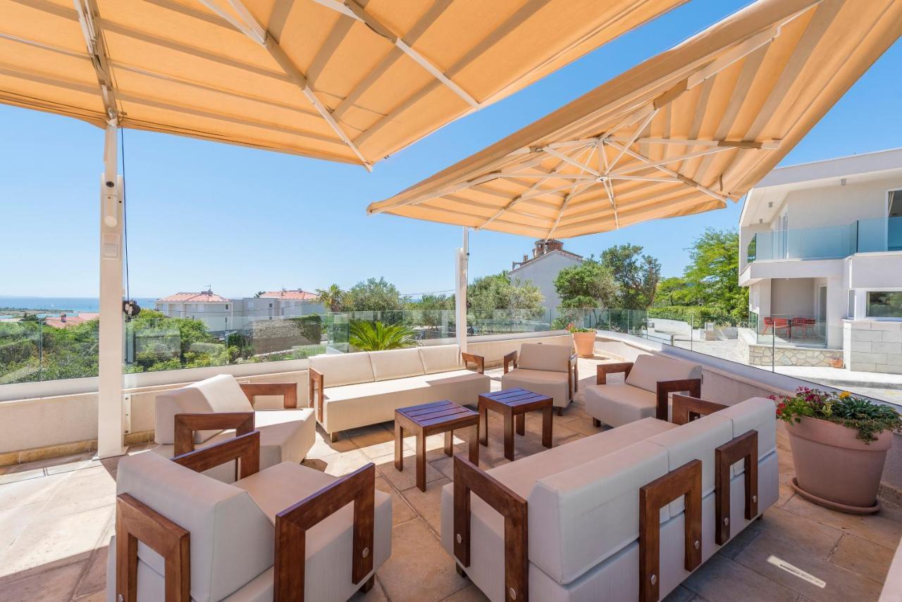 Pool Terrace Sea View Sarkic Apartamento Novalja Exterior foto
